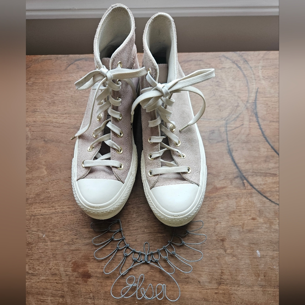 Chuck Taylor Hi-Top Dusty Rose Platform Converse Sz.7.5